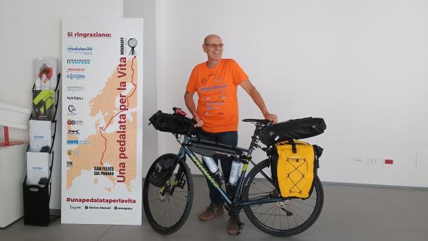 “I guess I’m a bit crazy” Edilteco supports Enrico Monari’s cycling journey to North Cape