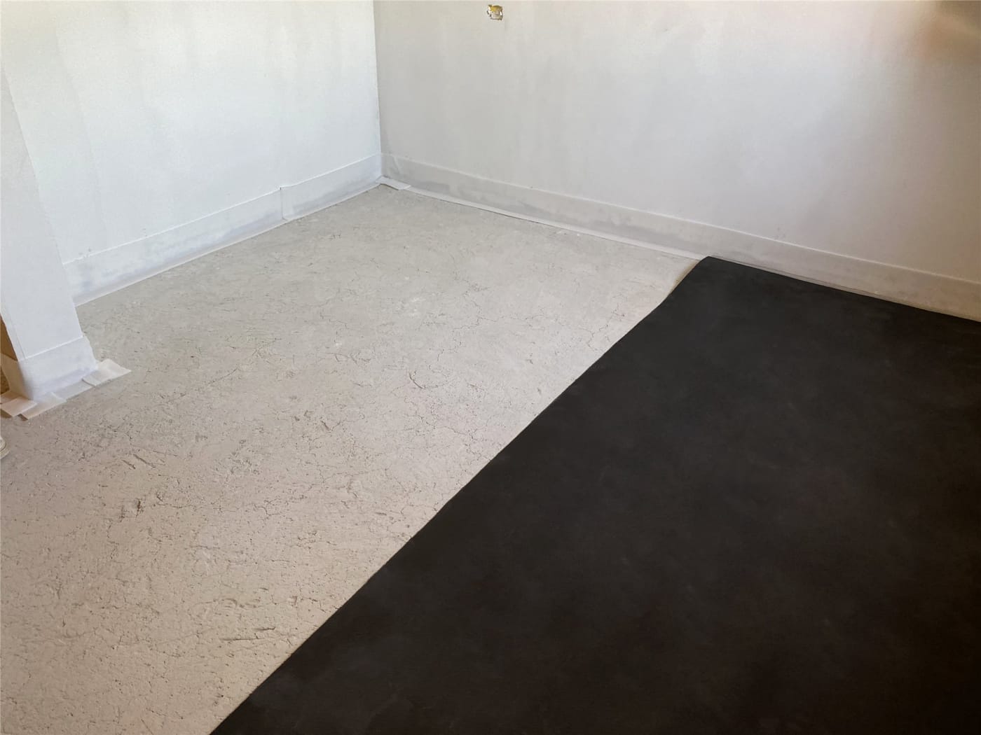 Installation of a dBred impact sound insulation underlay