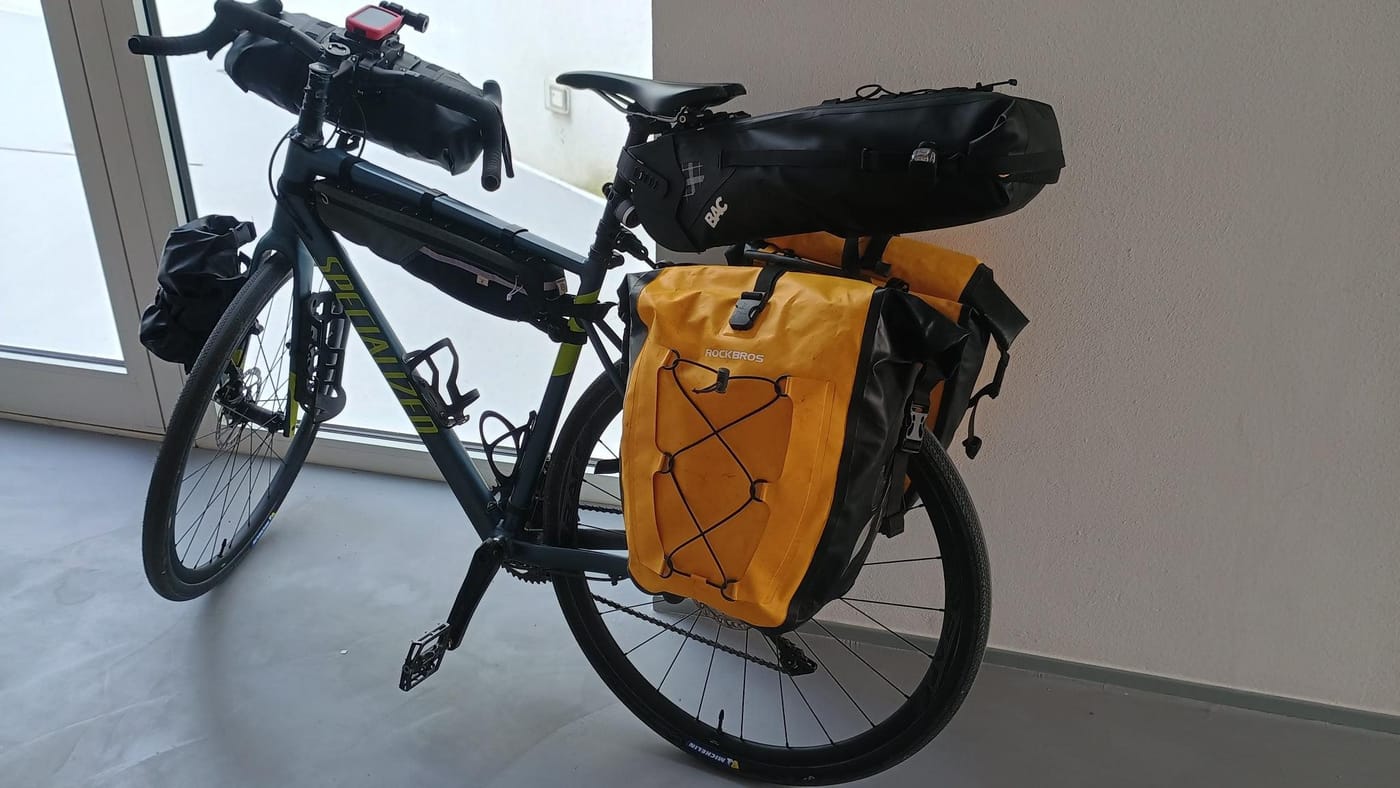 The bicycle ready for the 4,711 km to North Cape